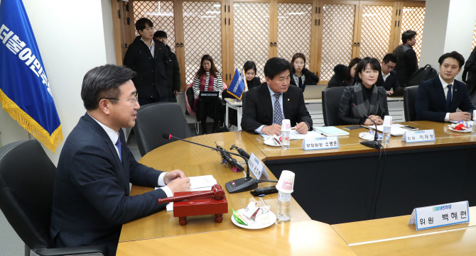 민주당, 손금주·이용호 입당심사…“엄중하게 심사할 것”