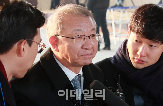 "기억 안 나…하급자가 했다" 검찰서 혐의 전면부인한 양승태