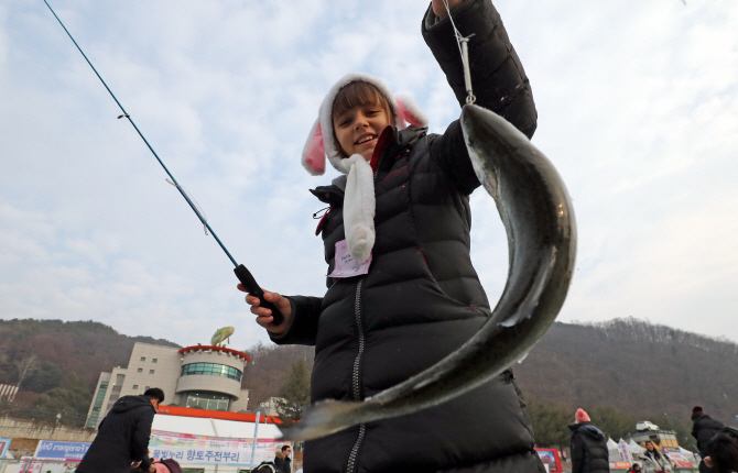 [포토] '산천어야 반갑다'