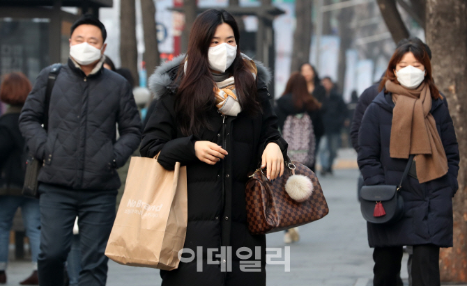 [포토]미세먼지 비상저감조치…'이틀 연속' 시행