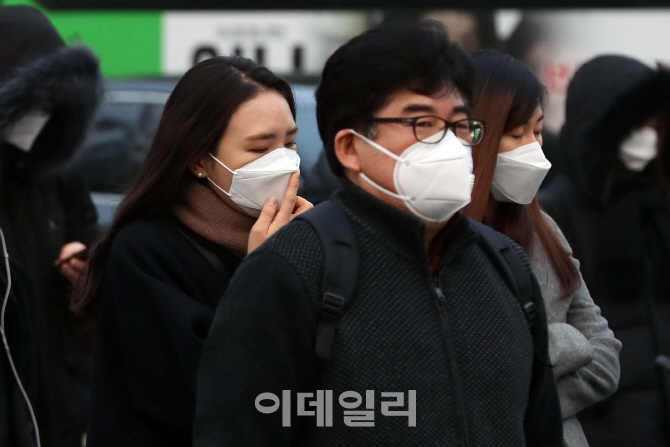 [포토]'출근길 미세먼지 기승'