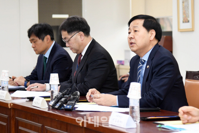 [포토]모두발언하는 구윤철 기재부 차관