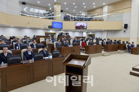 “세종시의회, 의정비 얻으려다가 민심 잃는다"