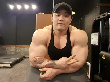 "나 포함해 몸짱 선수들 90% 이상은 약물 복용자"