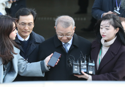 前 사법부 수장에서 미결수 전락한 양승태…수감 첫날은