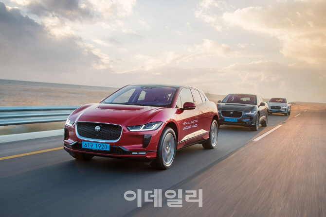 [타봤어요]'전기차+스포츠카' 두 마리 토끼잡은 재규어 I-PACE