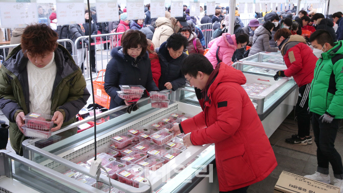 [포토]'설명절 맞이 한우 직거래 장터'