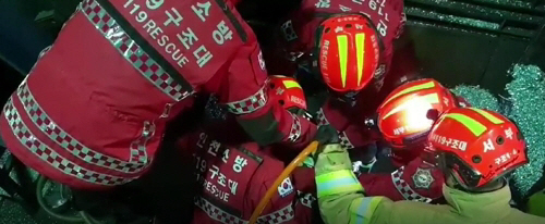 연휴 첫날 인천 공장서 50대 작업자 오작동 기계에 껴 숨져