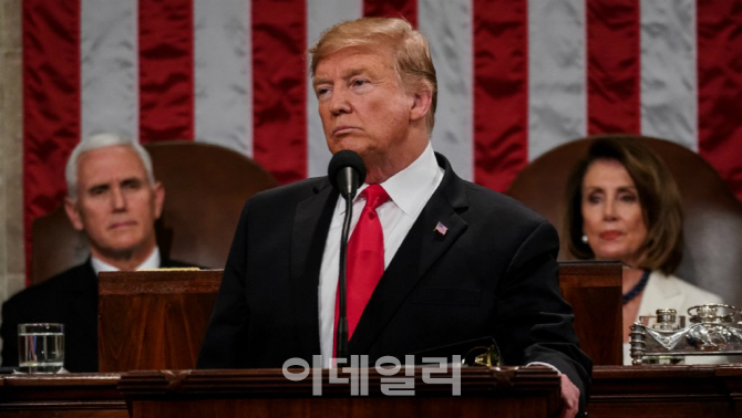 보호무역 강화·장벽건설 의지…변함없는 '트럼프式' 질주