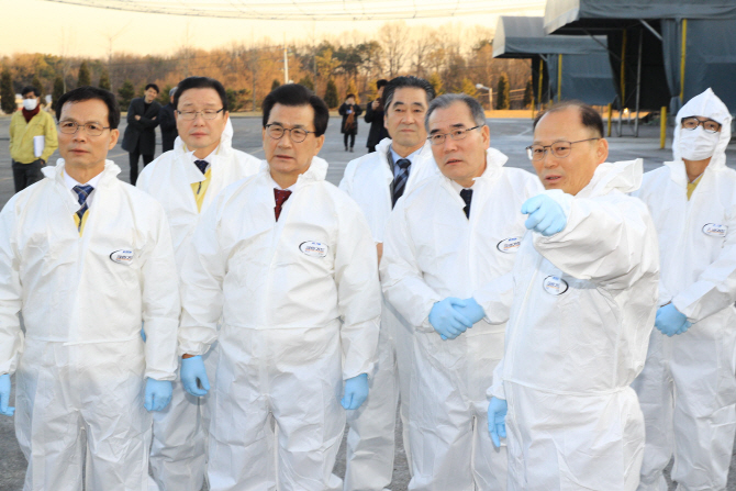 ‘구제역 확산 막아라’…설 연휴 끝나자마자 전국 일제소독