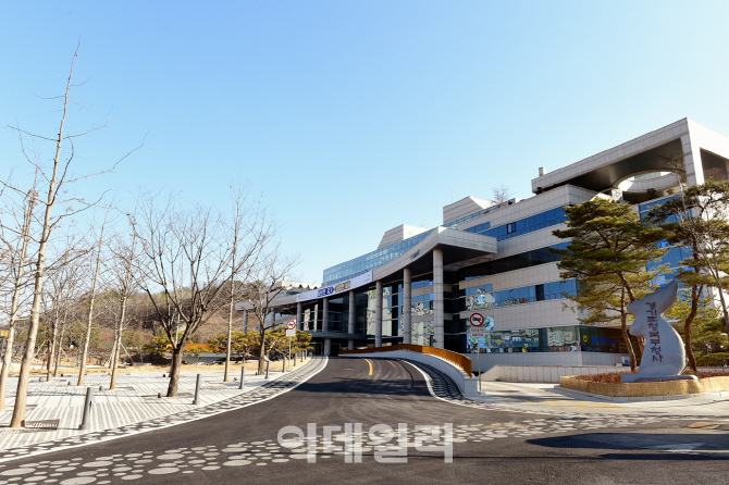 경기도-경기대진테크노파크, 가구산업 활성화 나서