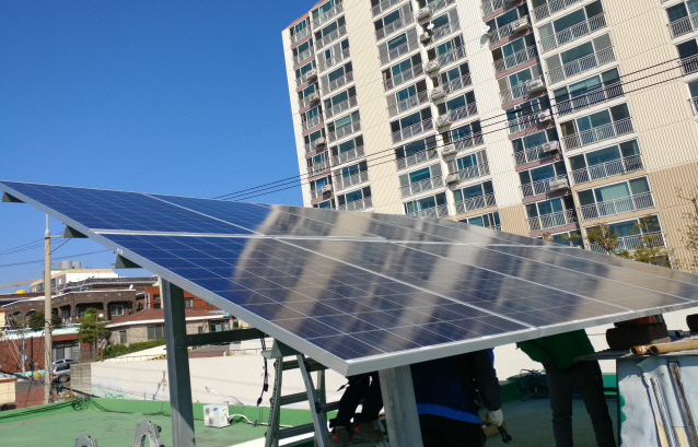 "가정용 태양광 발전 설치하세요"…매달 전기요금 4.7만원 절감