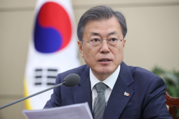 文대통령, 한국당 정조준 “5.18 왜곡, 헌법정신 부정” 고강도 비판