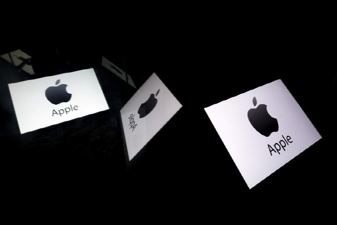 아이폰용 신용카드 만드는 애플…국내 출시 가능성은?