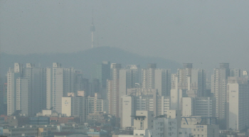 내일, 미세먼지 여전히 기승…수도권 `나쁨`