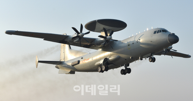 도 넘는 中 군용기 KADIZ 비행…이번엔 울릉도·독도 가로질러