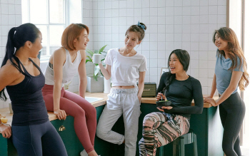 '3조' 애슬레저 시장 잡아라…국내외 브랜드 격전지 된 한국