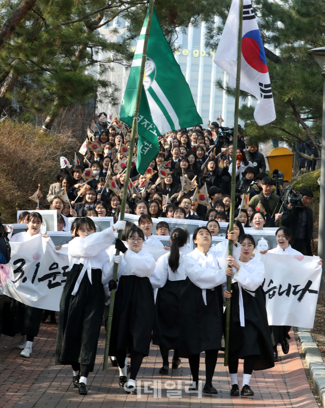 [포토]100주년 3.1절, 그날의 함성..."대한독립 만세"