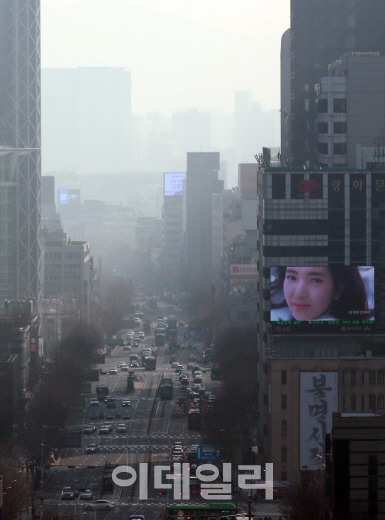 내일도 9개 시·도 미세먼지 비상저감조치…서울·수도권은 나흘째