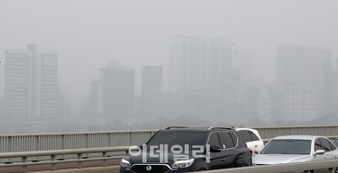 [포토]닷새째 답답한 도심