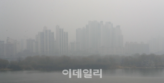 [포토]숨을 쉴 수 없는 서울