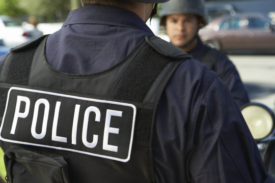 베트남 가이드 돈 훔쳐 도박으로 탕진한 한국인 관광객