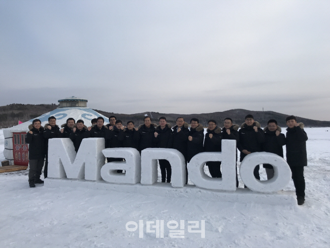 정몽원의 특명 “中 시장 생존, 전기차 부품 확대로 돌파”