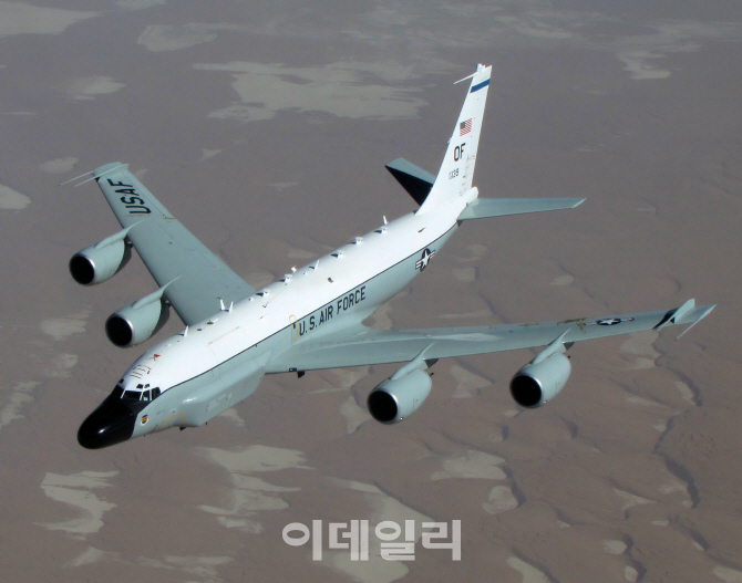 美, 대북 정찰 강화…RC-135W, 10개월만에 한반도 출현