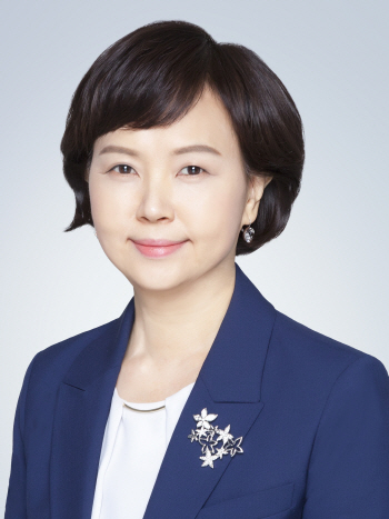 文대통령, 식품의약품안전처장에 이의경 성균관대 교수 임명(속보)