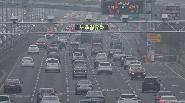 경유차 환경비용 年 20조…경유세 인상 논란 재점화