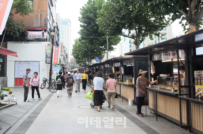 ‘노점 합법화’ 서울시 거리가게 허가제 영중로 등 3곳 운영