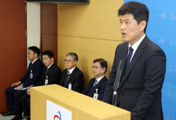감사원, 靑업무추진비 주점·백화점 사용에 “문제없다” 결론