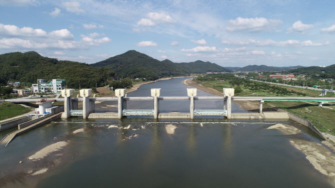 공주보 공도교 안전성 정밀검토…백제보 추가 모니터링