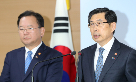 박상기 "김학의·장자연 사건, 범죄 드러나면 검찰 수사"