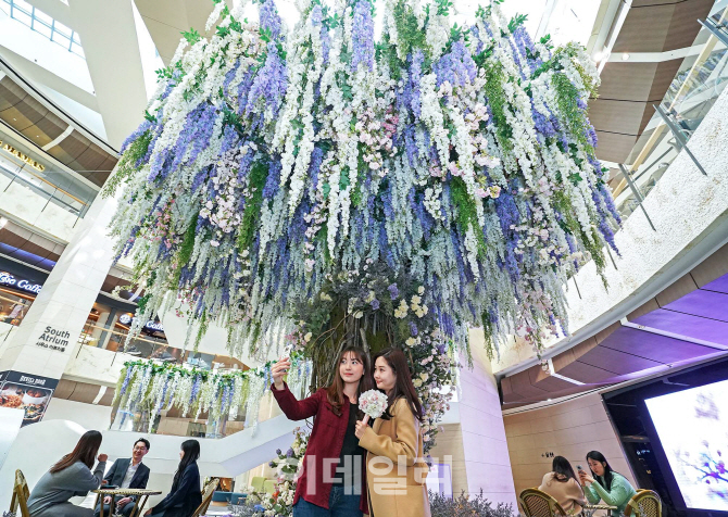 [포토]'IFC몰에서 만나는 봄꽃정원'
