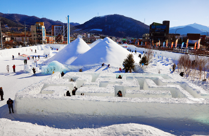 강원도 산간지역 때아닌 대설주의보…평창 최고 6.6cm