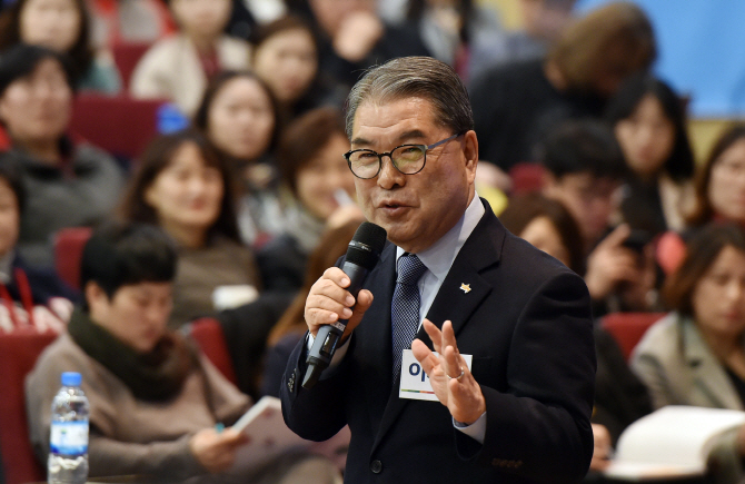 이재정 경기교육감 “꿈의학교가 미래학교 대안이 돼야”