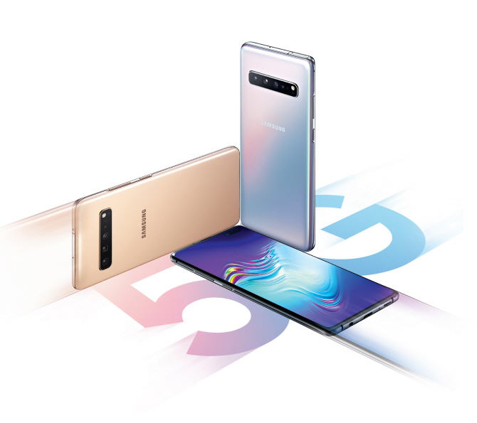 삼성, 세계 최초 5G폰 '갤럭시S10 5G' 출격준비..139만7000원부터