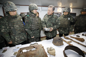 北 호응 기다리며…南 단독 DMZ 유해발굴 기초 작업 시작