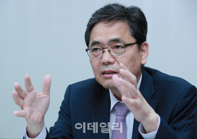 곽상도 "대통령과 민정수석, 긴장관계 필요해"