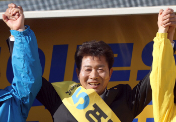이변 없는 4.3보선…창원성산 여영국, 통영·고성 정점식(종합)