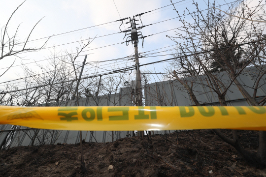 한전 “고성산불 변압기 폭발 아냐…전선에 불꽃 발생 추정”