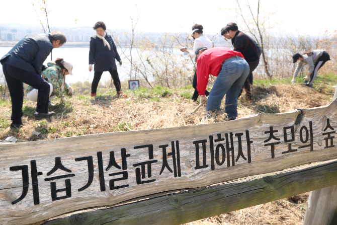 가습기살균제 피해 15명 추가 인정…총 810명 인정