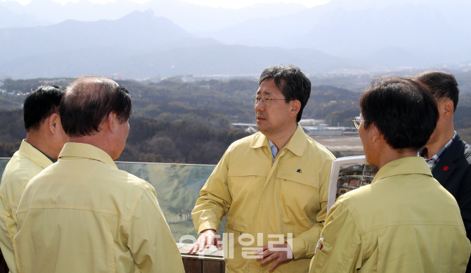 [강원산불] 박양우 장관 "관광 시설 복구에 적극 지원"