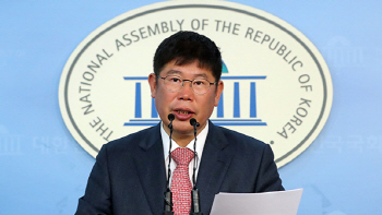 김경진 "평화당 의원 최소 4명 반대..교섭단체 가능성 없어"
