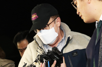 경찰, 로버트 할리 '표적수사설' 일축…"온라인 마약광고 단속서 적발"
