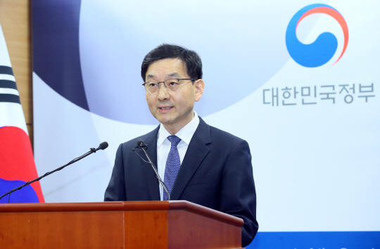 정부 "日수산물 수입규제 항구적…규제지역 확대 추가 검토"