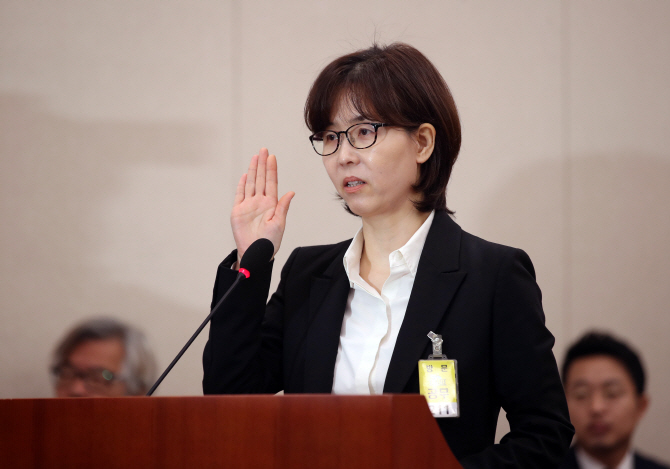 이미선 남편 사법연수원 동기 이정렬 "주식 논란, 한국당·검찰 콜라보"