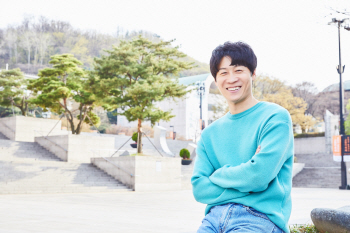 '천만 배우' 진선규 "무대는 초심 되찾게 하는 고향이죠"