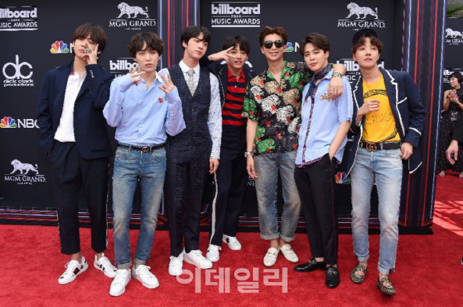 BTS·이회성 美타임지 '영향력 100人'…문재인·김정은 탈락